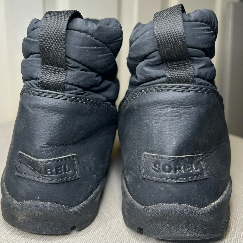 Sorel Women's Whitney Camp Waterproof Black Insulated Quilted Ankle Boots Sz 10